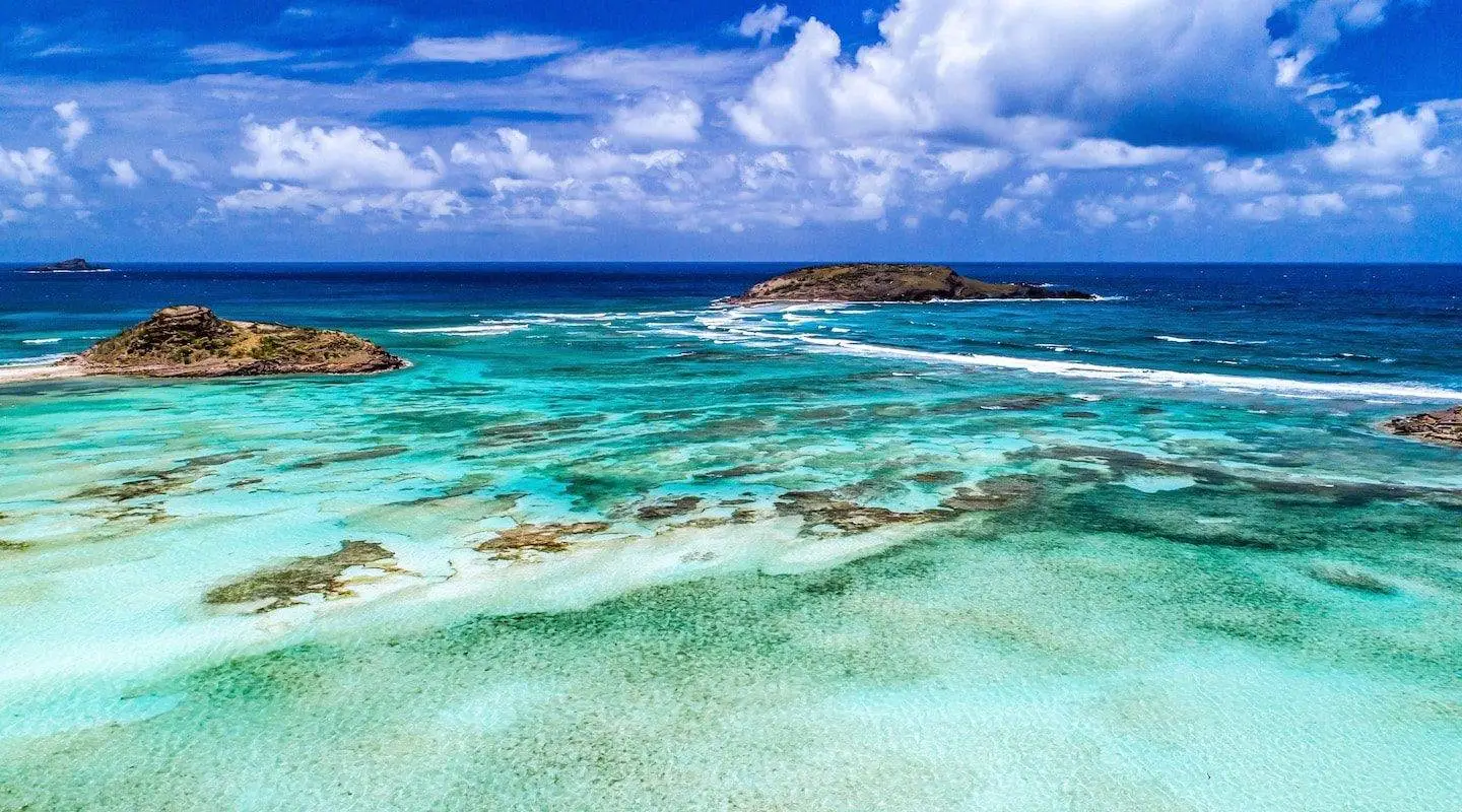 Aerial view of the Grand Cul-de-Sac lagoon, Saint-Barthélemy